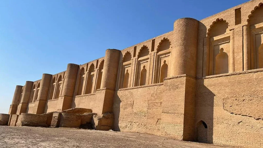 موقع قصر العاشق