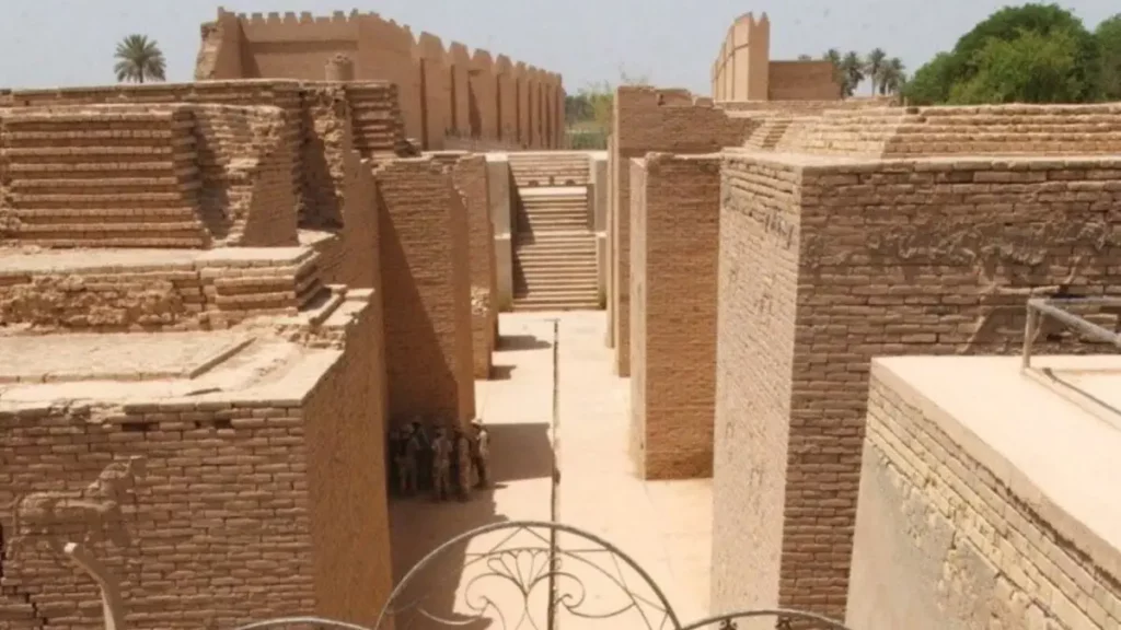 جدران بابل الأثرية